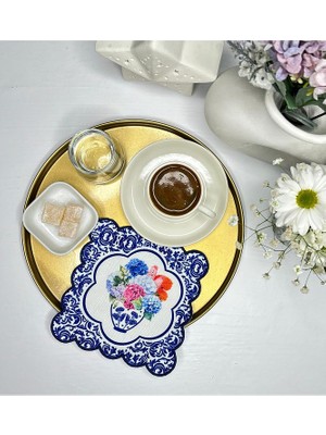 Decofav Dekoratif Çini Desenli Vazo ve Ortanca Çiçek Tasarımlı Nakış Kenar Kokteyl Peçetesi 1 Adet