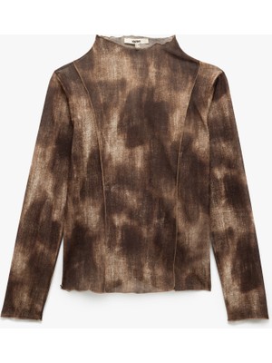 Koton Batik Desenli Uzun Kollu Dik Yaka Slim Fit Tişört