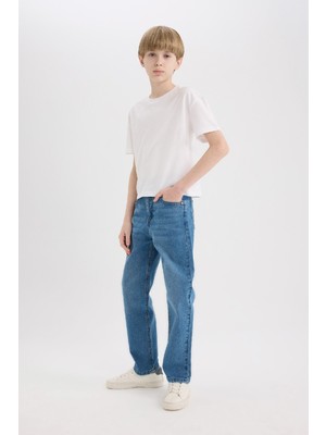 DeFacto Erkek Çocuk Straight Fit Düz Paça Basic Düz Jean Pantolon D6475A825SM