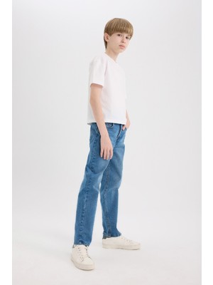 DeFacto Erkek Çocuk Straight Fit Düz Paça Basic Düz Jean Pantolon D6475A825SM