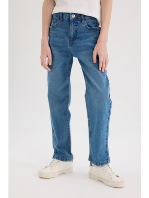 DeFacto Erkek Çocuk Straight Fit Düz Paça Basic Düz Jean Pantolon D6475A825SM
