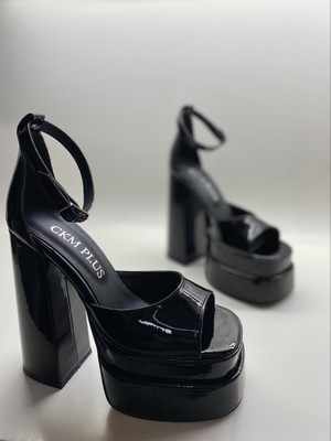 Hayy Shoes Siyah Rugan Bilekten Bağlamalı Çift Platform Topuklu Sandalet