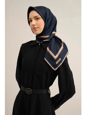 Armine Klasik Desenli Saf İpek Sura Eşarp 9301D 52