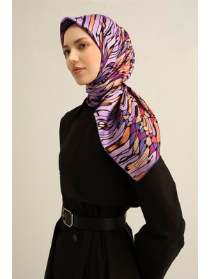 Armine Geometrik Desenli Saf İpek Sura Eşarp 9341 06