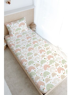 Tuğba Kuğu Tek Kişilik Lastikli Çarşaf Seti - Iconic Serisi - Soft Çiçekli Ay ve Gökkuşağı