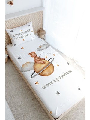 Tuğba Kuğu Tek Kişilik Lastikli Çarşaf Seti - Pure Baby Serisi - Yıldız Tutan Ayı