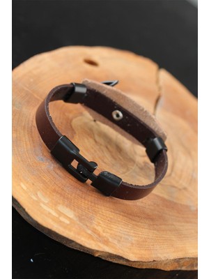 Lisinya Siyah Deniz Çapalı Çelik Aksesuarlı Kahverengi Deri Erkek Bileklik