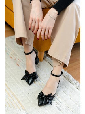 Divolya Toli Siyah Cilt Fiyonklu ( 5 cm Topuklu ) Günlük Kullanım Ayakkabı