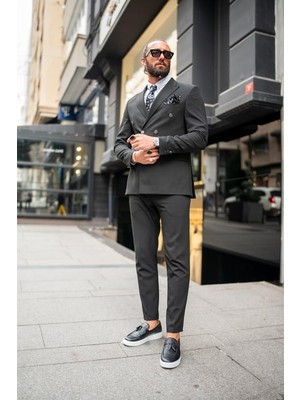 Özel Tasarım Kruvaze Takım Elbise