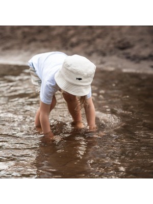 Antebies Organik Krem Lacivert Balık Nakışlı Yaz Şapkası