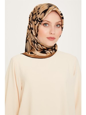 Armine Obje Desenli Twill Saf İpek Eşarp 9256D 38