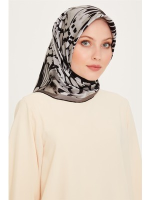 Armine Obje Desenli Twill Saf İpek Eşarp 9256D 39