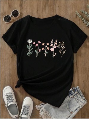 Medinenur Lavanta Desen Baskılı Basic T-Shirt