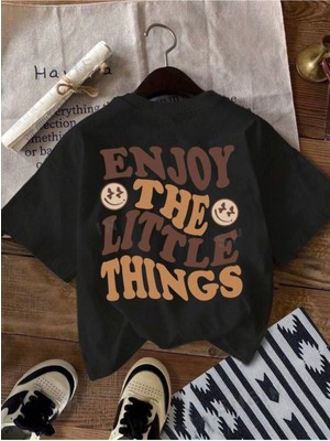 Medinenur Enjoy Arka Baskılı Basic T-Shirt