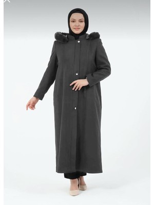 Çakıl Kadın Büyük Beden Astarlı Tesettür Kapüşonlu Düğmeli  Kaşe Manto