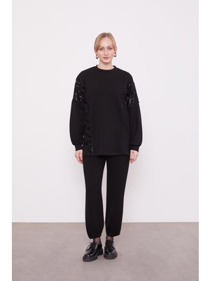 Siyah Payet Işlemeli Spor Takım