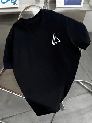 Göğüs Üçgen Baskılı Basic T-Shirt