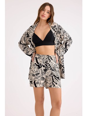 Çiçek Desen Beli Lastikli Şort
