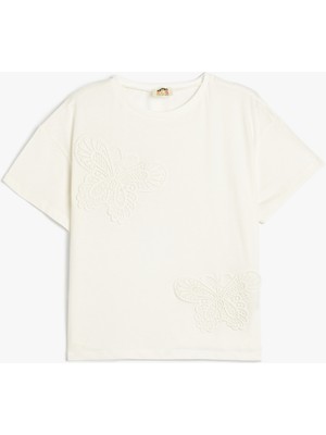 Koton Tişört Kısa Kollu Kelebek Işlemeli Bisiklet Yaka Pamuklu