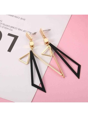 Moda Steps Geometrik Üçgen Püskül Altın Renk Küpe