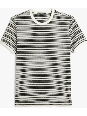 Koton Bisiklet Yaka Kısa Kollu Pamuk Karışımlı Siyah Erkek T-Shirt 5SAM10064HK