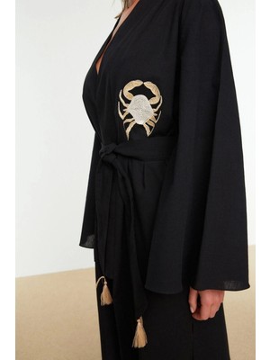 Ersefa Moda Dokuma Rahat Kalıp Uzun V Yaka Standart Kol Flamlı Pamuk Basic Düz Desen Kimono Kaftan