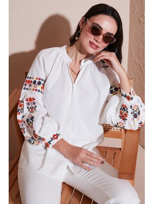 Lela Nakış Işlemeli Pamuklu Oversize Fit V Yaka Gömlek Bayan Gömlek 676253
