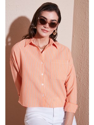 Lela Regular Fit Çizgili Göğüs Cepli Dokulu Gömlek Bayan Gömlek 6772870