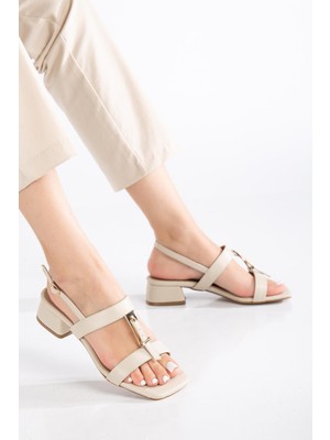 Suins Loren Model Kadın Toka Detaylı Sandalet