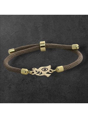 Altın Plakalı 14 Ayar Zarif Kuş Figürlü, Kahverengi Örgülü Detayıyla Semboller Bilekliği, Değişik Semboller ve Şık Tasarımıyla Gençlere Özel Muazzam Bir Hediye!