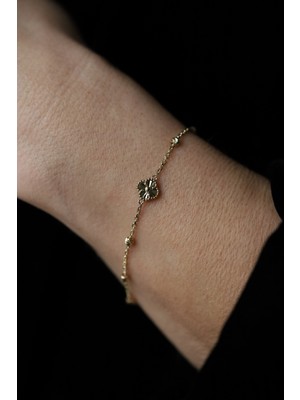 Yenigün Kuyumculuk 14 Ayar Altın Dorika Detaylı Şans Yoncası Bileklik 2