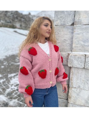 ThreadArtByNur El Örgüsü Pembe Çilekli Kadın Hırka