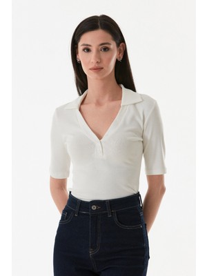Önü Düğmeli Polo Yaka Bluz