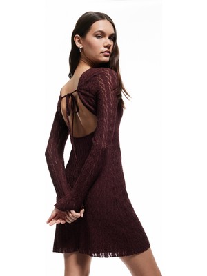 Koton Bisiklet Yaka Uzun Kollu Sırt Detaylı Slim Fit Mini Elbise