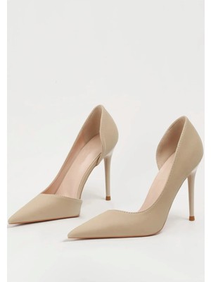 Trendy Anka Kadın Nude Ten Süet Asimetrik 9cm Ince Topuklu Yanı Yırtmaçlı Stiletto Klasik Topuklu Ayakkabı