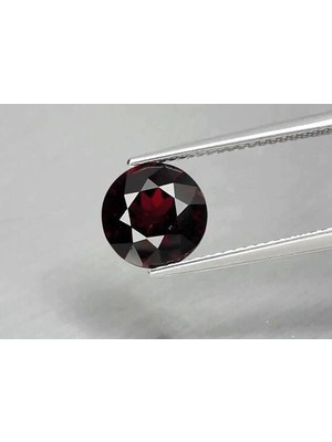 Aries 3.15 Ct 8.4 mm Round Natural Deep Reddish Purple Rhodolite Garnet, Madagascar