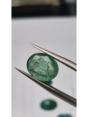 Aries 2.53 Ct 10.4x8.4 mm Oval Natural Emerald Zambia