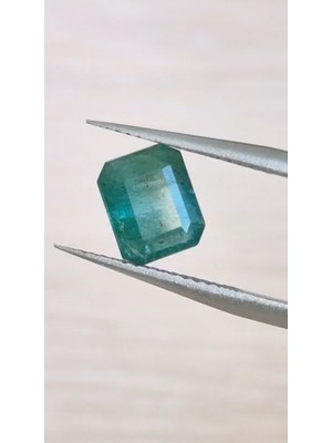 Aries 1.83 Ct 8.1x6.7 mm Octagon Natural Emerald Zambia