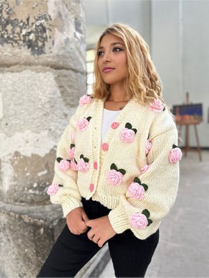 ThreadArtByNur El Örgüsü Pembe Güllü Kadın Hırka