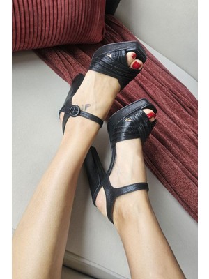 135 6783 Topukla Kadın Platform Topuklu Abiye Ayakkabı