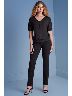 Guitar V Yaka Siyah Penye Bluz