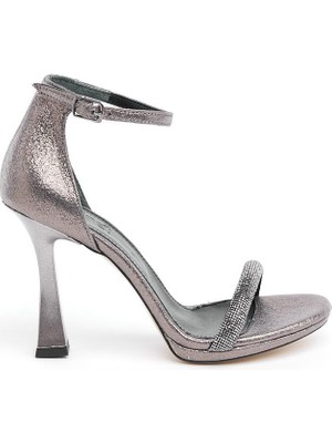 Derinet Taşlı Bilekbantlı Kadın Topuklu Ayakkabı