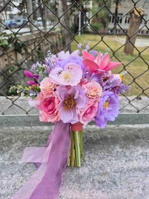 TT Organizasyon Pembe Lila Gelinbuketi Gelinçiçeği ve Yakaçiçeği