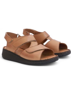 Konfores 2123 Ultra Hafif Esnek Tabanlı Hakiki Deri Tam Anatomik Kadın Sandalet - NKT02123-TABA-36