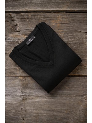 Woolen World V Yaka Siyah Yünlü Triko Kazak Erkek Rahat Kesim Klasik Stil
