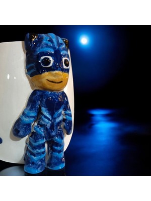 Boni Bon Collection Design 3D Kabartma El Emeği Göz Nuru Pijamaskeliler Kedi Çocuk Cat Boy Mavi Renk  Seramik Kupa Bardak 400 Ml Hediye Paketi Yapılır
