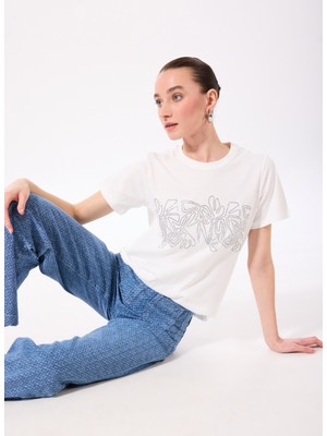 Comfort Kırık Beyaz Kadın Relaxed Taşlı T-Shirt FC5SL-TST0114