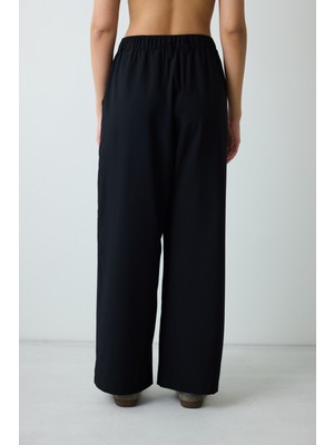 Penti Loose Fit Siyah Pantolon