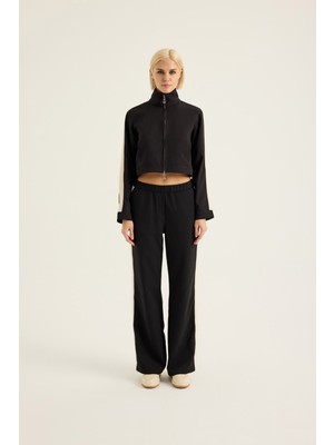 Yan Şerit Detaylı Eşofman Takımı