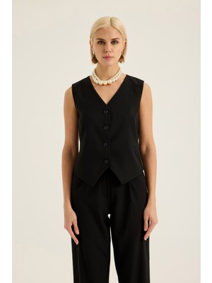 V Yaka Düğmeli Yelek